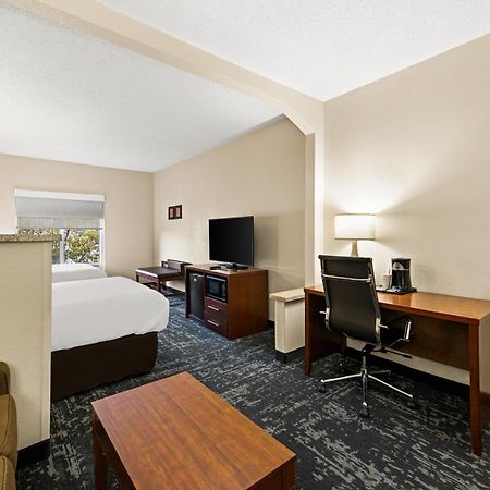 Comfort Suites Kansas City-Liberty Kültér fotó